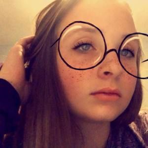 Meet your Posher, Danielle